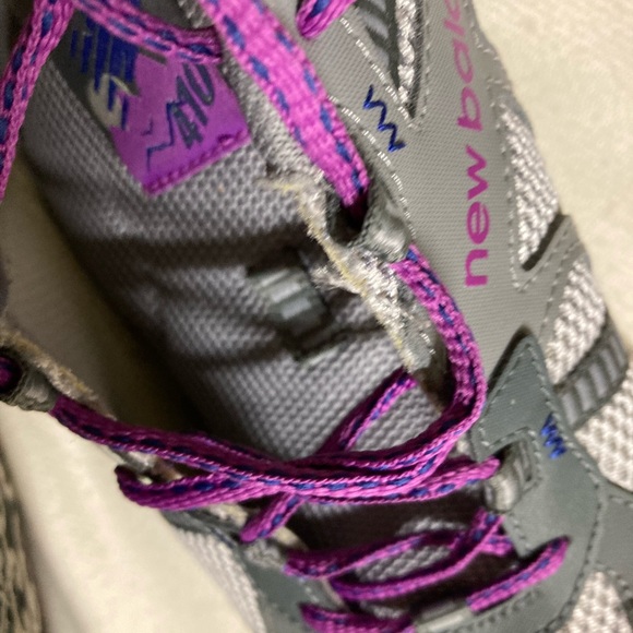 Womens New Balance 410 Trail Running Shoes (10) - Picture 4 of 11